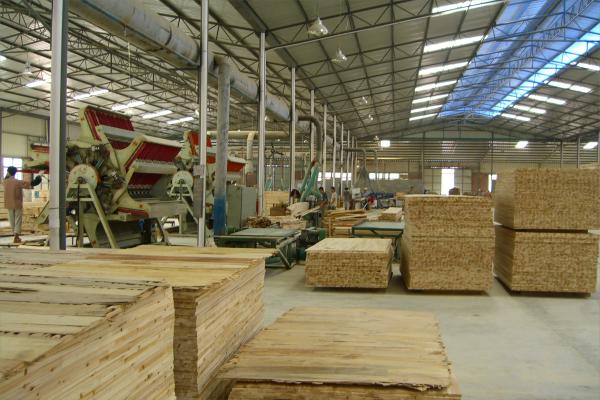 wood mouldings factory