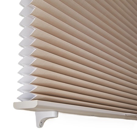 honeycomb blinds fabricaed in cell-in-cell