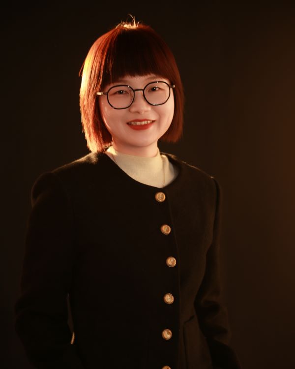 Sophia Lin - Sales Head